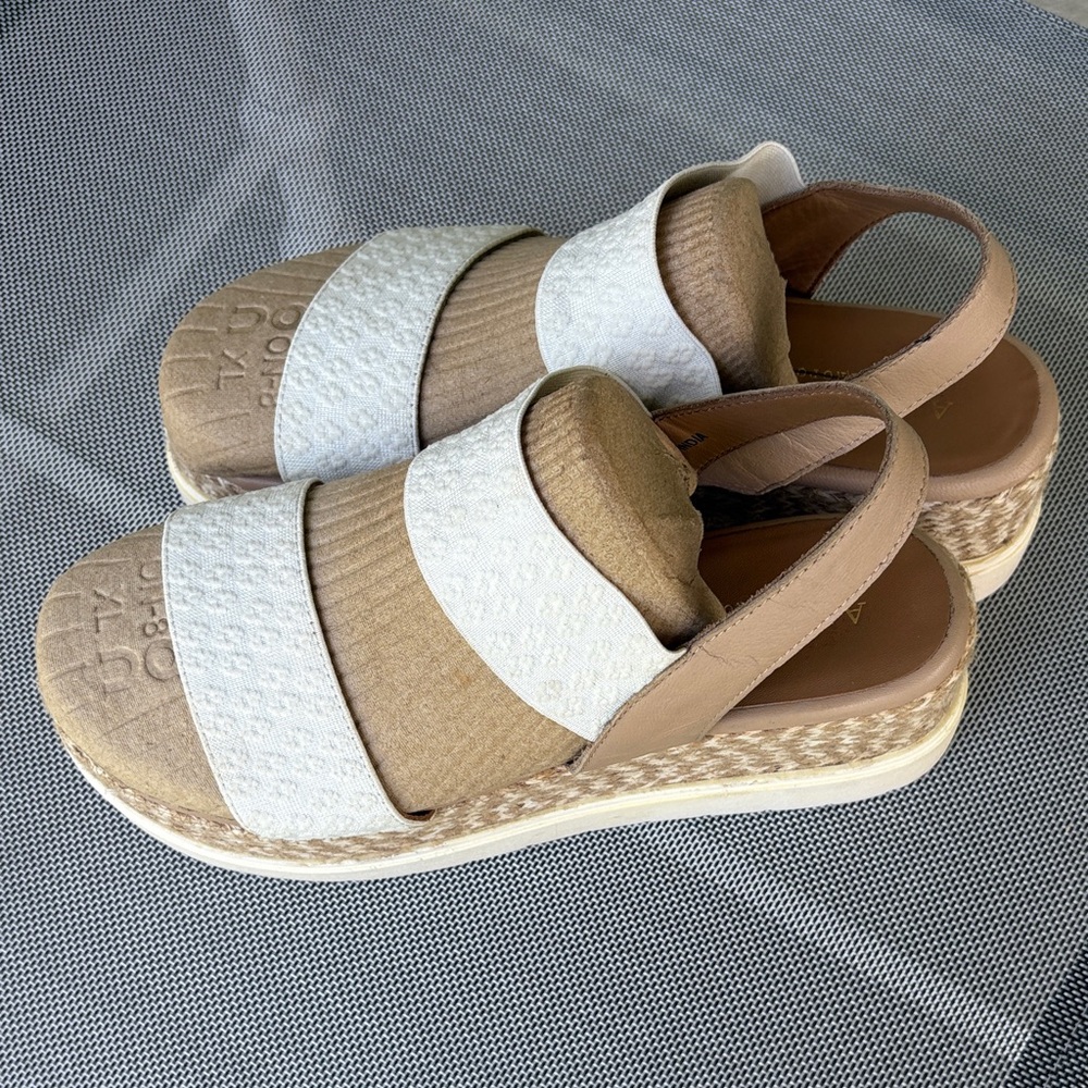 Anthropology White Platform Women Wedges